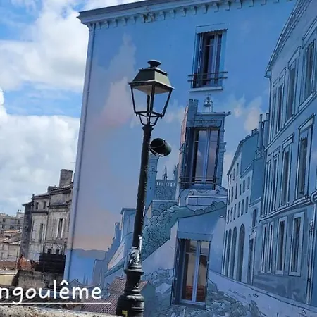 Appartamento Le Cerf Au Bois Dormant Ruelle-sur-Touvre