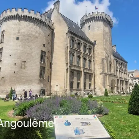 Le Cerf Au Bois Dormant Appartamento *