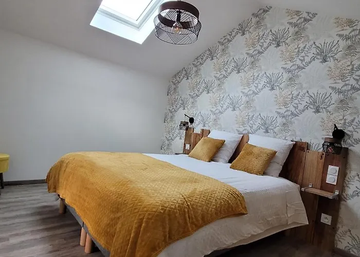 Le Cerf Au Bois Dormant Apartamento Ruelle-sur-Touvre