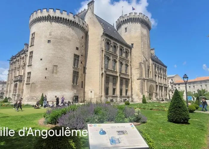 Le Cerf Au Bois Dormant Apartamento *
